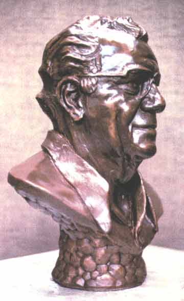 Connecticut Man Sculpture - Bronze